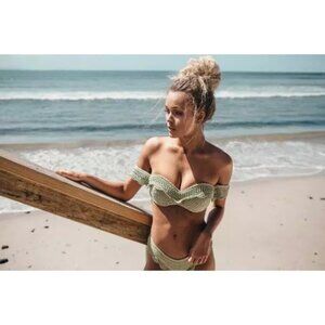 NWT - XS Tacoola Vintage Bikini TOP Green Crochet Floral - Australian boho